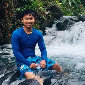 Meet your Posher, Adrian